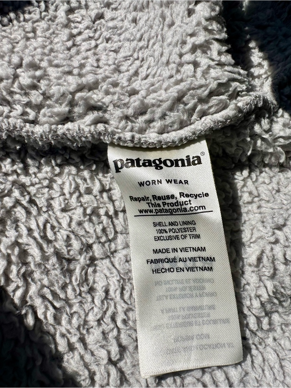 Patagonia Women’s Light Gray Plush Half-Zip Fleece Pullover, XL - Picture 10 of 10